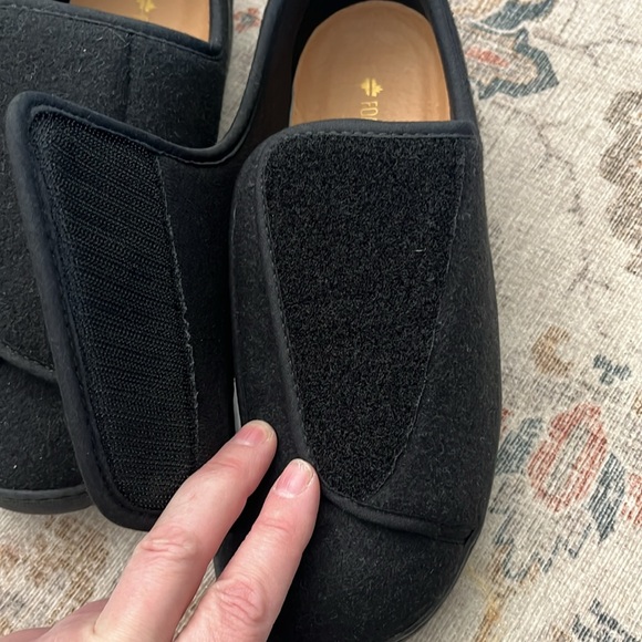 Size 7ED Easy open slippers for anyone with mobility issues - Picture 3 of 9